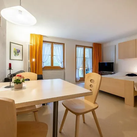 5103 Gemuetliche Und Liebevoll Gestaltete 1,5-zimmer-wohnung Apartmán *